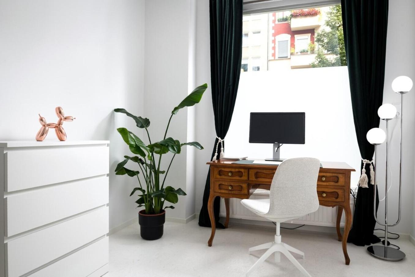 Central Home With Fireplace Near Underground Berlin Exterior photo